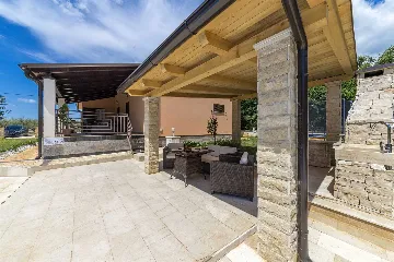 Vodnjan Villa with Heated Pool and Rooftop Terrace