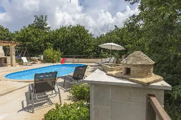 Vodnjan Villa with Heated Pool and Rooftop Terrace