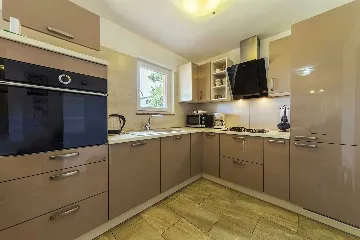 Vodnjan Villa with Heated Pool and Rooftop Terrace