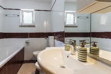 Vodnjan Villa with Heated Pool and Rooftop Terrace