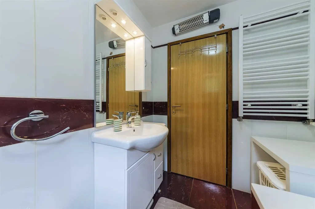 Vodnjan Villa with Heated Pool and Rooftop Terrace