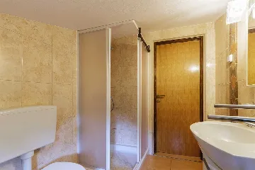 Vodnjan Villa with Heated Pool and Rooftop Terrace