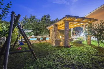 Vodnjan Villa with Heated Pool and Rooftop Terrace