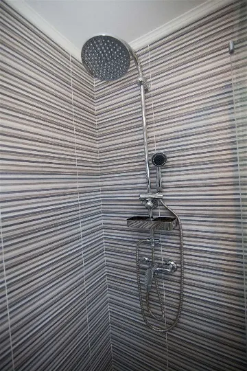 House in Pula with Courtyard for 4 Guests