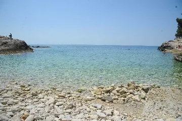 House in Pula with Courtyard for 4 Guests