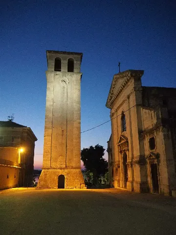 House in Pula with Courtyard for 4 Guests