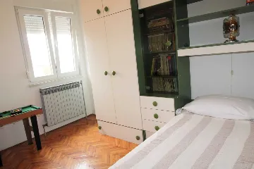 7-Bedroom Villa in Ližnjan for Up to 13