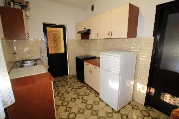 3-Bedroom Apartment in Pula for 5 Guests