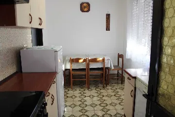 3-Bedroom Apartment in Pula for 5 Guests