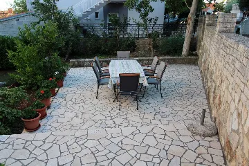 3-Bedroom Apartment in Pula for 5 Guests