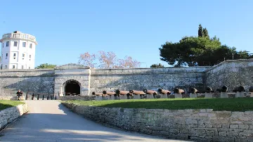 Pula Studio with Private Entrance and Terrace