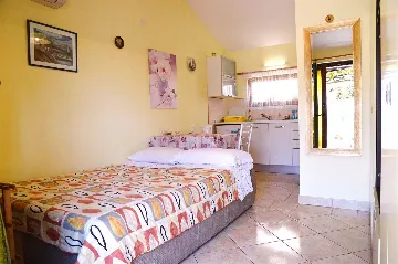 Studio in Pula for 2 Guests with Parking