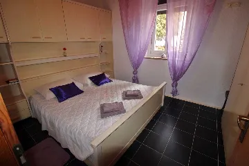 Pula Center Apartment with Terrace for 3-4 Guests