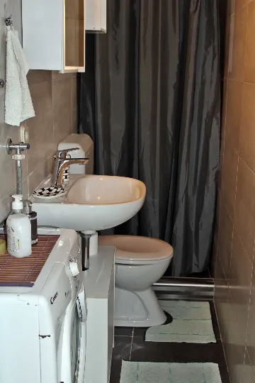 Pula Center Apartment with Terrace for 3-4 Guests