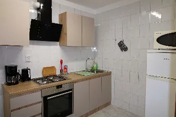 Pula Center Apartment with Terrace for 3-4 Guests