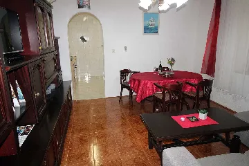 Pula Center Apartment with Terrace for 3-4 Guests