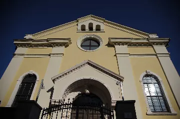 Pula Center Apartment with Terrace for 3-4 Guests