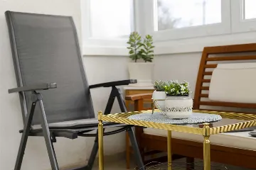 1-Bedroom Apartment with Parking in Jadreški