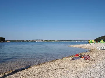 1-Bedroom Apartment with Parking in Jadreški