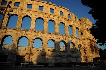 1-Bedroom Apartment with Parking in Jadreški