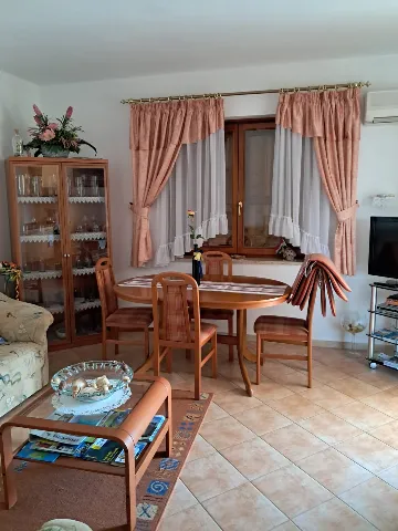 One-Bedroom Apartment in Premantura for up to 4
