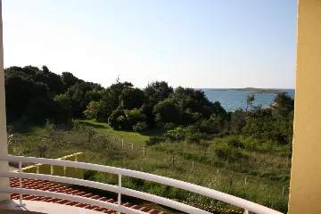 One-Bedroom Apartment in Premantura for up to 4