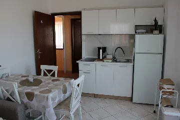One-Bedroom Apartment for 3 in Premantura
