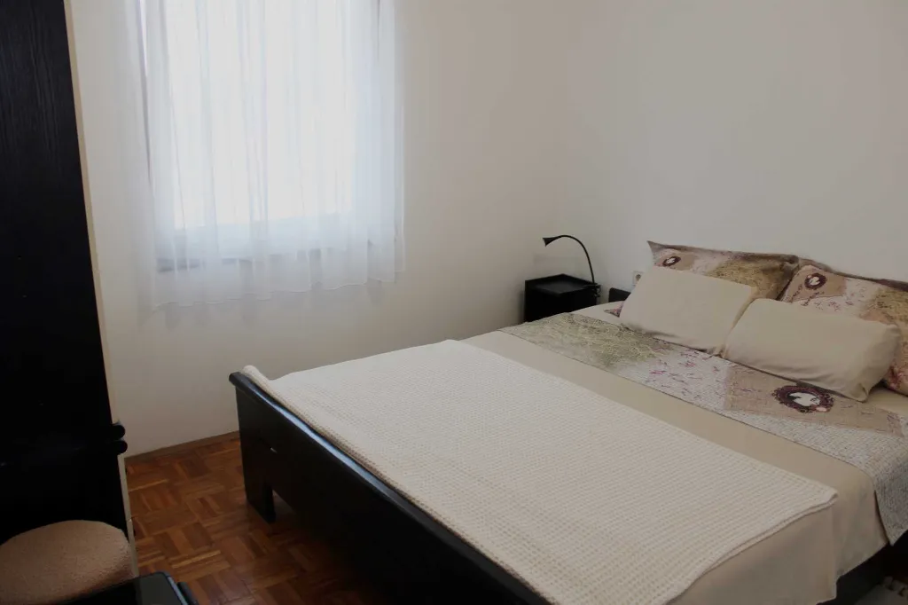 One-Bedroom Apartment for 3 in Premantura