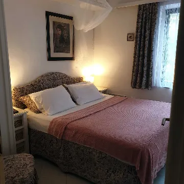 1-Bedroom Apartment in Mali Lošinj (Sleeps 4)