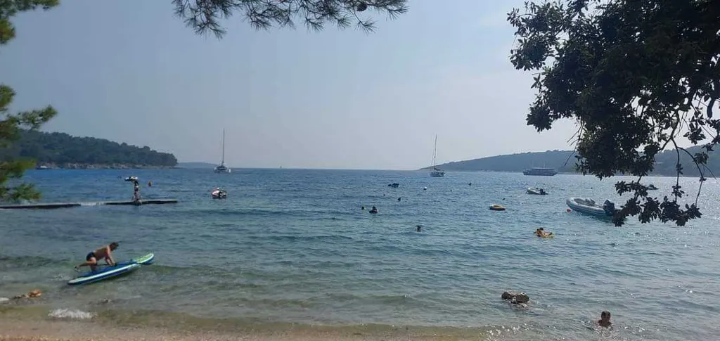1-Bedroom Apartment in Mali Lošinj (Sleeps 4)