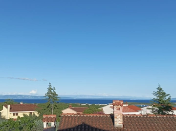 3-Bedroom Apartment in Ližnjan for up to 5