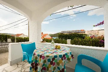 Coastal Hideaway Apartment Seget Vranjica
