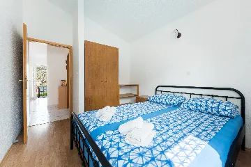 Coastal Serenity Apartment Seget Vranjica