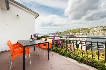 Coastal Serenity Apartment Seget Vranjica