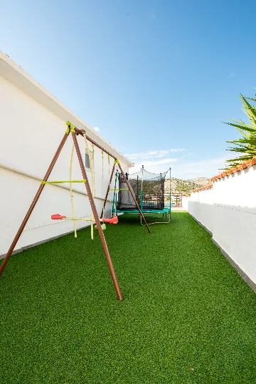 Coastal Serenity Apartment Seget Vranjica