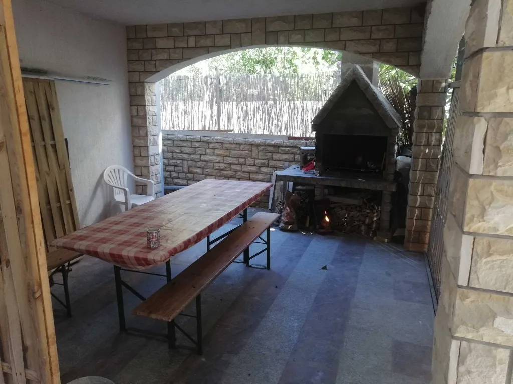 Apartment near the Center and Jadro beach