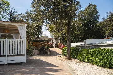 Two-Bedroom Mobile Home in Vrsar for 4 Guests