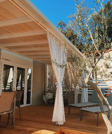 1-Bedroom Mobile Home in Vrsar for Up to 5 Guests