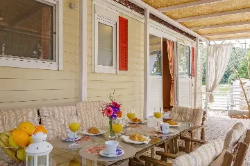 Mobile Home in Vrsar for Up to 8 Guests