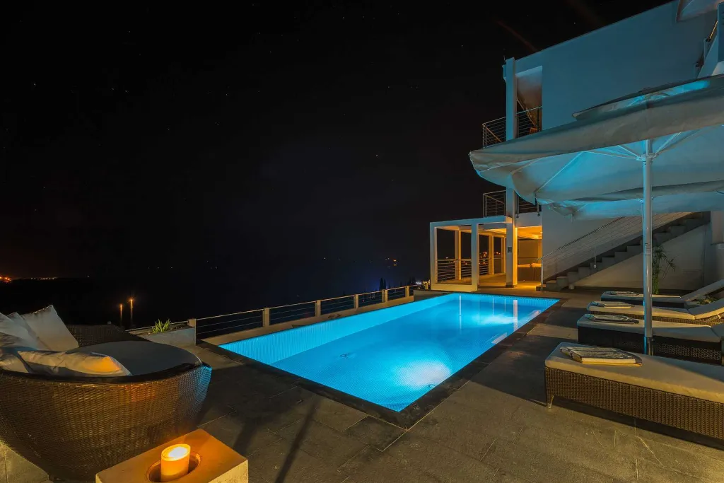 Modern Villa with Pool near Dubrovnik
