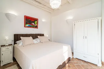 Seaside Infinity Villa with Private Estate, Molunat