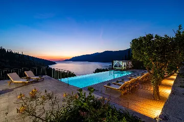 Seaside Infinity Villa with Private Estate, Molunat