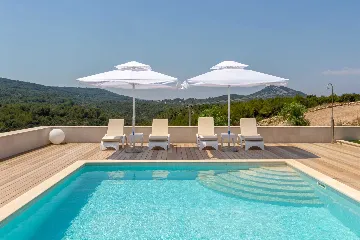 Spacious Island Villa with Pool in Hvar