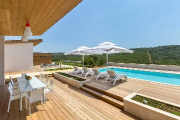 Spacious Island Villa with Pool in Hvar