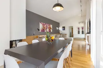 Spacious Island Villa with Pool in Hvar