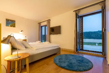 Spacious Island Villa with Pool in Hvar