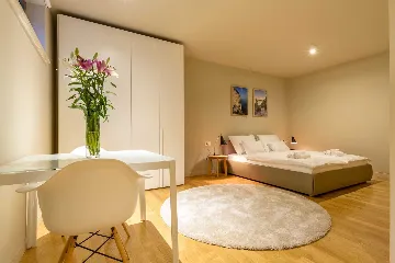 Spacious Island Villa with Pool in Hvar