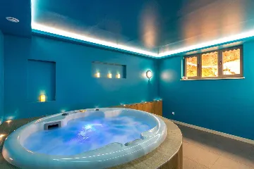 Spacious Island Villa with Pool in Hvar