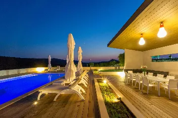 Spacious Island Villa with Pool in Hvar