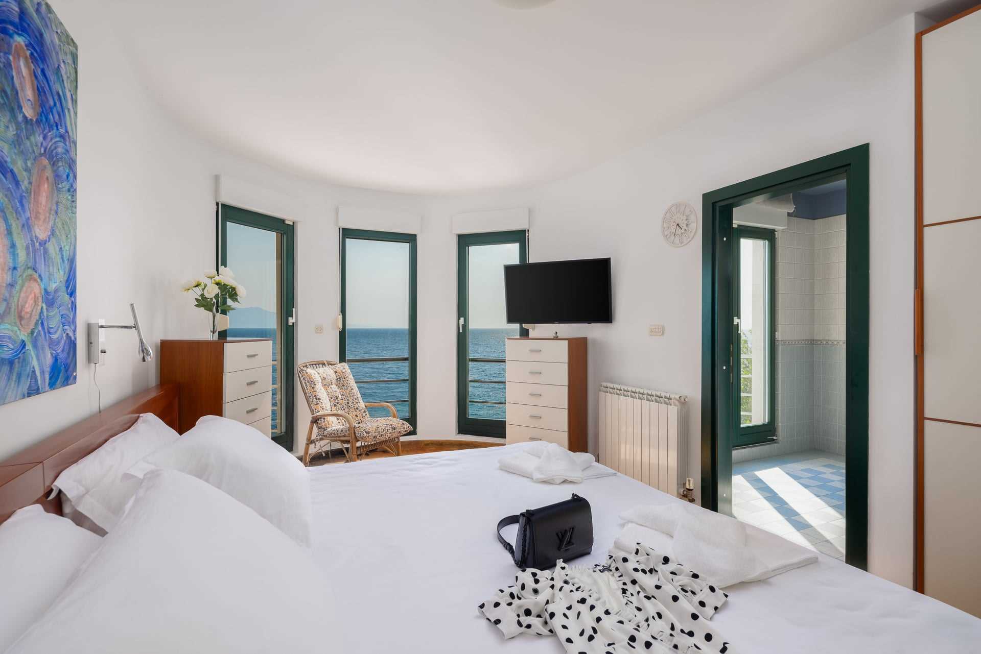 Beachfront Villa Shades of Summer